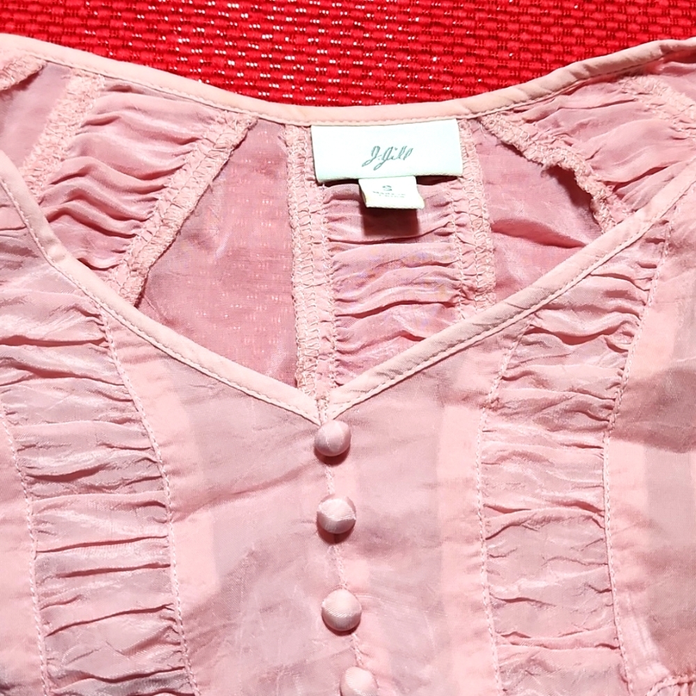 Blouse (S)( bundle 5 ítem or more for the price $2 each) .